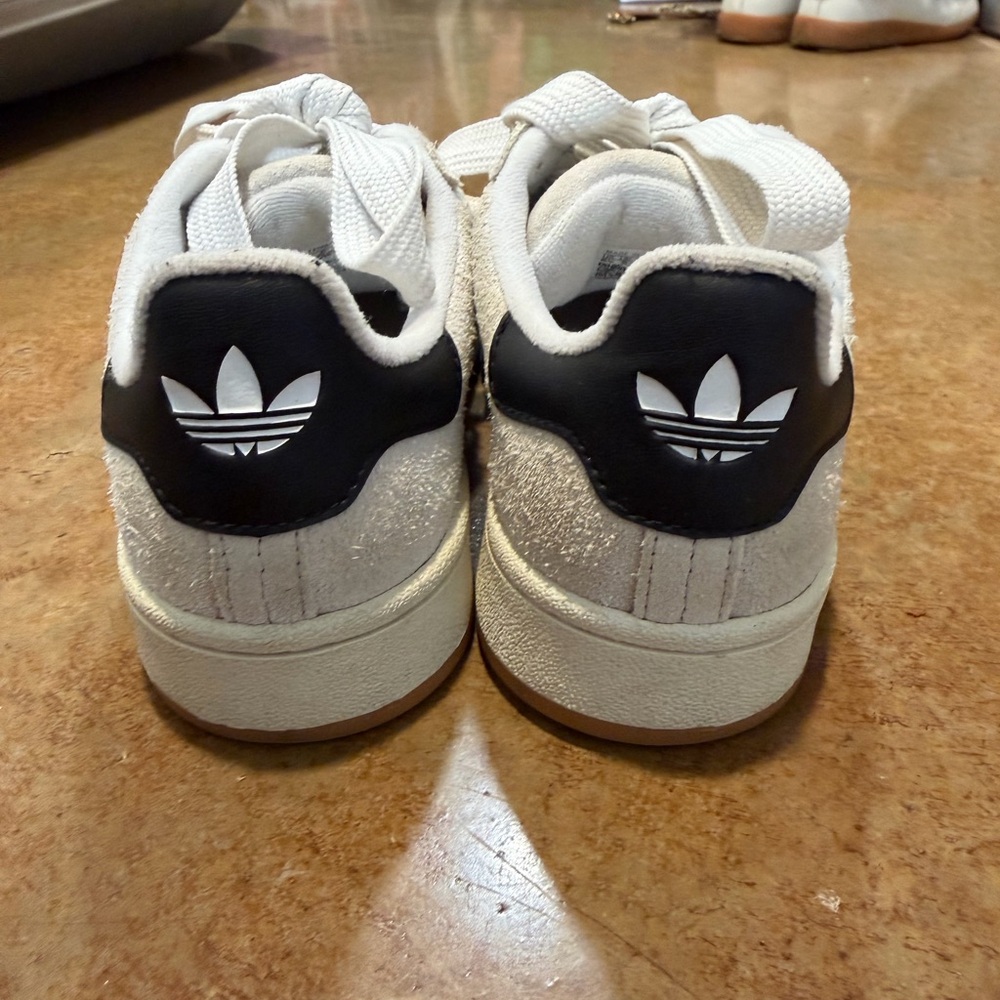 adidas White Canvas Low-Top Sneakers with Black Logo - Picture 4 of 6